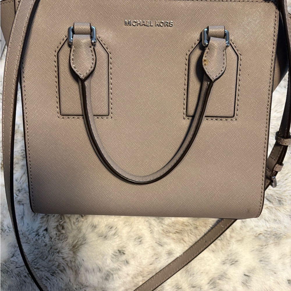 Michael Kors Taupe or Light Grey crossbody adjustable strap. LIKE NEW